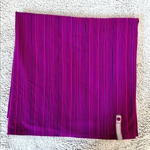 Lululemon Vinyansa Scarf